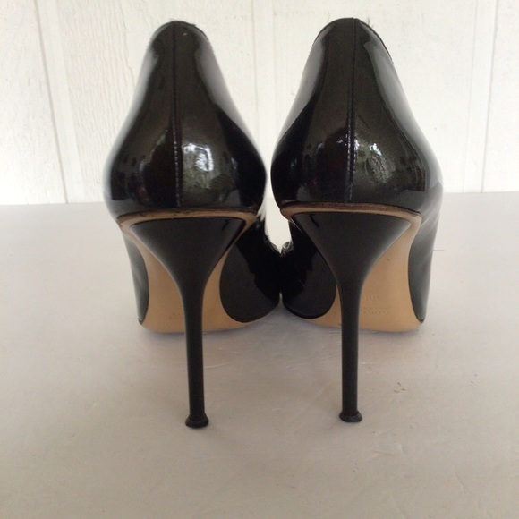 GUCCI BLACK PATENT LEATHER HORSEBIT HEELS SIZE 10 - Picture 3 of 16
